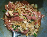 Foto langkah ke 5 dari resep Indomie Goreng Nyemek 🍝.