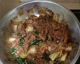Foto langkah ke 3 dari resep Sapi Lada Hitam Cah Cabe Ijo.