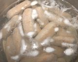 A picture of step 1 of Crockpot Italian Sausages with Peppers and Onions.