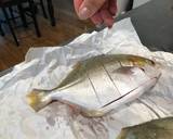 Fried Whole Pompano (Pomfret) recipe step 2 photo