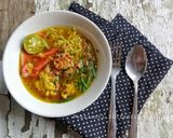 Foto langkah ke 8 dari resep Soto ayam kuning.