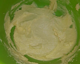 Foto del paso 1 de la receta: Budín de coco relleno de dulce de leche