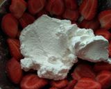 Φωτογραφία βήματος 11 της συνταγής Τούρτα "VOLCANO" με Φράουλες, Σοκολάτα και παντεσπάνι Brownies