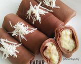 Foto langkah ke 6 dari resep Dadar Gulung Coklat isi Vla Pisang.