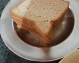 A picture of step 2 of Bread pakoda.