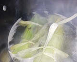 Foto del paso 5 de la receta: Tamal de maíz tierno