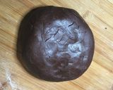Foto del passaggio 3 della ricetta Biscotti "Mattoncini" al cacao con cuore morbido alle pere