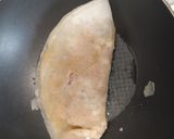 A picture of step 5 of Brick Tuna and Smoked Salmon Wrap.