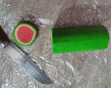 Foto langkah ke 6 dari resep Watermelon Cookies (Kukis Semangka).