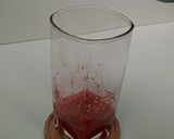 Foto langkah ke 3 dari resep Strawberry Lemonade.