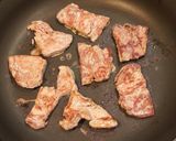 A picture of step 6 of Yakiniku Don - Japanese Grilled Beef Bowl.