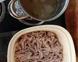 Foto del paso 1 de la receta: Tamales rojos de maseca