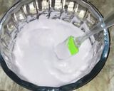 A picture of step 11 of Rio blueberry Creamy jello tart.