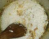 A picture of step 21 of Pilau with guacamole.