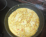 Foto del paso 5 de la receta: Tortilla de papas cocidas, verduras y atún