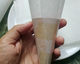 Gambar langkah 2 resipi Aiskrim Cornetto.