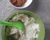 Foto langkah ke 2 dari resep Kue balo balo singkong enak.