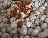 A picture of step 2 of Healthy Herb Makhana n nuts.