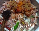 A picture of step 2 of Kaffir Lime Chicken Fry.