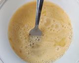A picture of step 2 of Apple stuffed french toast.