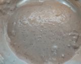 A picture of step 2 of Chocolate lolly pops Christmas spoon.