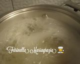 Foto del passaggio 2 della ricetta Pasta Linguine con pelato e tonno di fantasia 👩‍🍳🇮🇹🌍🏡🌇
