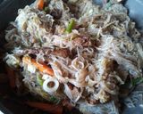 Foto del paso 4 de la receta: Fideos shirataki con salteado de verduras y carne