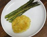 Foto del paso 7 de la receta: Hamburguesa de patata con puntas de espárragos verdes