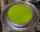 Foto langkah ke 5 dari resep Kue Pepe Pandan Tapioka.
