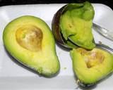 Foto del paso 3 de la receta: Ensalada de rabanitos, hongos, palta, lechuga y tomate