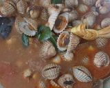 Foto langkah ke 3 dari resep Kerang Dara Saus Padang.