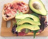 Hình bước làm 5 của món Ham&Salami Sandwiches