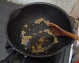 Foto langkah ke 3 dari resep Mie Goreng Pakcoy.