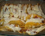 Foto del paso 10 de la receta: Quesadilla con Salchichas y Salsa Bechamel!