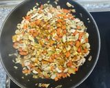 Foto del paso 2 de la receta: Quesadillas de pollo y champiñones