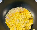 Foto langkah ke 3 dari resep Tahu Telur Oseng Kecap.