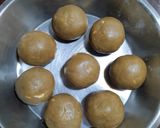 A picture of step 4 of Wheat Flour Ladoo.