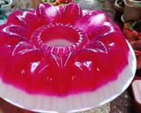 Foto langkah ke 2 dari resep Puding Merah Putih (BonaKelapa).