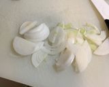 Foto del paso 1 de la receta: Bacalao bras paso a paso intentando hacerlo a la portuguesa 💪🏻