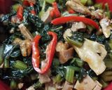 A picture of step 8 of Pickled Cabbage & Shredded Duck Vermicelli雪菜鴨絲湯米.
