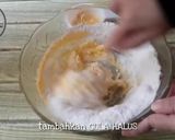 Foto langkah ke 1 dari resep Kue semprit lapis coklat.