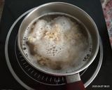 A picture of step 1 of Egg Bhurji Noodles.