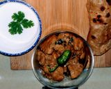 A picture of step 2 of Alo matar ki bhujiya and masalaydar chicken.