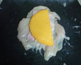 Foto del paso 2 de la receta: Arrolladito de pechuga rellena
