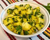 Une image de l'étape 2 de Pommes de terre sautées au persil.