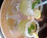 A picture of step 3 of Mint Margarita.