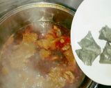 A picture of step 5 of Bitterleaf soup.