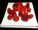 Foto del paso 2 de la receta: Helado cremoso de fresa elaborado con la Monsieur Cuisine Plus
