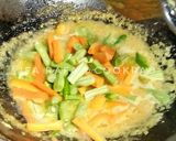 Foto langkah ke 3 dari resep Acar Kuning Wortel, Timun & Buncis.