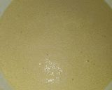 Foto langkah ke 2 dari resep Martabak manis teflon simple.